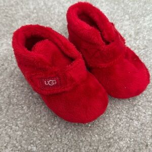 Red Faux Fur Ugg Toddler Slippers - size 4/5